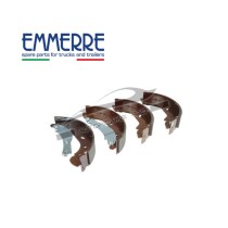 Kit ganasce freni NISSAN Cabstar E 120.35-125.45-90.32 TERRANO II 2.4